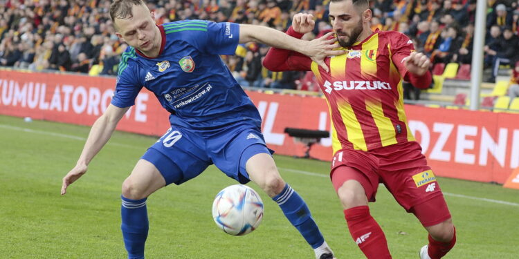 01.04.2023. Kielce. Mecz PKO BP Ekstraklasy: Korona Kielce – Miedź Legnica / Fot. Wiktor Taszłow – Radio Kielce