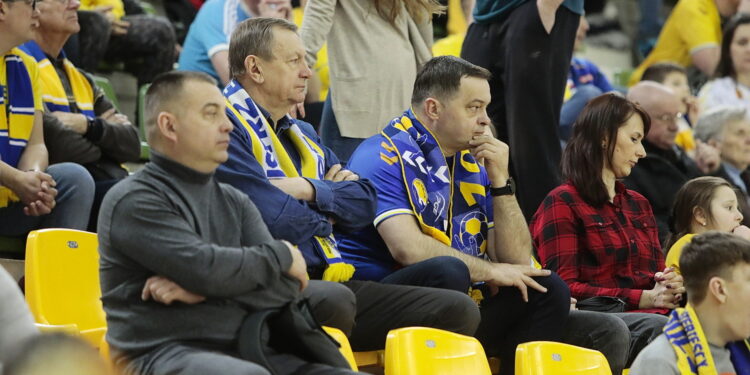 02.04.2023. Kielce. Mecz Industria Kielce – KPR Arged Ostrovia Ostrów Wielkopolski / Fot. Wiktor Taszłow - Radio Kielce