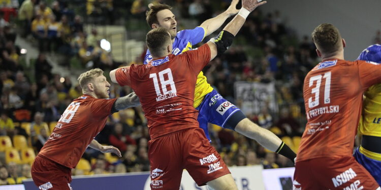 02.04.2023. Kielce. Mecz Industria Kielce – KPR Arged Ostrovia Ostrów Wielkopolski / Fot. Wiktor Taszłow - Radio Kielce