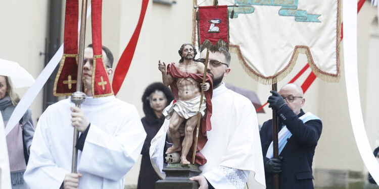 09.04.2023. Kielce. Katedra. Rezurekcja / Fot. Jarosław Kubalski - Radio Kielce