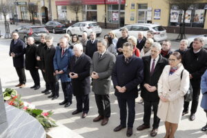 10.04.2023. Kielce. Uroczystości w 13. rocznicę katastrofy smoleńskiej / Fot. Jarosław Kubalski - Radio Kielce