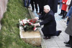 10.04.2023. Kielce. Uroczystości w 13. rocznicę katastrofy smoleńskiej. Na zdjęciu: poseł Krzysztof Lipiec / Fot. Jarosław Kubalski - Radio Kielce