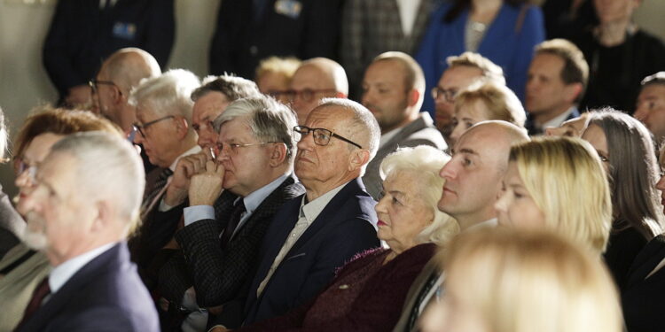 19.04.2023 Kielce. Pałac Biskupów Krakowskich. Obchody 100 - lecia Archiwum Państwowego w Kielcach / Fot. Jarosław Kubalski - Radio Kielce