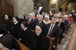 22.04.2023 Kielce. Katedra. Msza z okazji 25 lat sakry biskupa Mariana Florczyka / Fot. Jarosław Kubalski - Radio Kielce