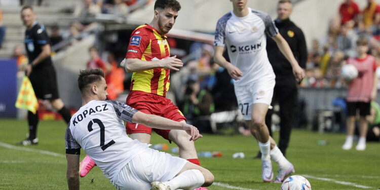 23.04.2023. Kielce. Mecz Korona Kielce - Zagłębie Lubin. / Fot. Jarosław Kubalski - Radio Kielce