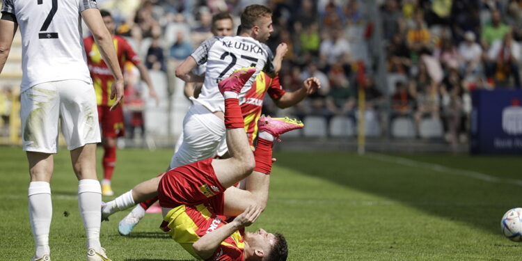 23.04.2023. Kielce. Mecz Korona Kielce - Zagłębie Lubin. / Fot. Jarosław Kubalski - Radio Kielce