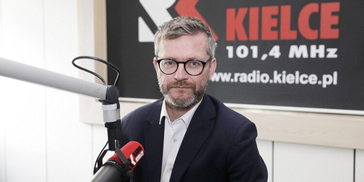 27.04.2023. Radio Kielce. Na zdjęciu: Grzegorz Witkowski - wiceminister infrastruktury / Fot. Jarosław Kubalski - Radio Kielce