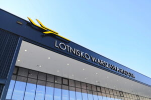 27.04.2023. Radom. Otwarcie lotniska Warszawa-Radom / Fot. Wiktor Taszłow – Radio Kielce