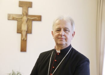 Biskup kielecki Jan Piotrowski / Fot. Jarosław Kubalski - Radio Kielce