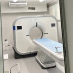 10.05.2023. Morawica. Świętokrzyskie Centrum Psychiatrii. Tomograf komputerowy / Fot. Piotr Kiełbowski