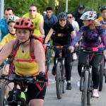 31.05.2023. Kielce. Wspólna przejażdżka rowerowa piłkarzy ręcznych Barlinka Industrii Kielce, zastępcy prezydenta Kielc Marcina Chłodnickiego i kibiców / Fot. Mosir Kielce - Facebook