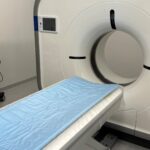 10.05.2023. Morawica. Świętokrzyskie Centrum Psychiatrii. Tomograf komputerowy / Fot. Piotr Kiełbowski