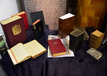 O historii Biblii w sandomierskim ratuszu