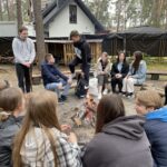 Policja i młodzież wspólnie chronią seniorów