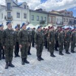 12.05.2023. Opatów. Ślubowanie uczniów klas mundurowych / Fot. Grażyna Szlęzak - Radio Kielce