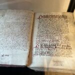 Ciekawe rękopisy i starodruki w czasie Nocy Muzeów w Sandomierzu