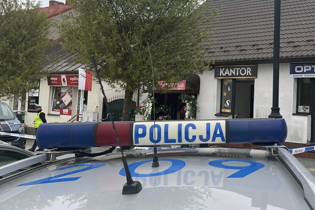 Przebrani bandyci, monitoring i nieudany pościg