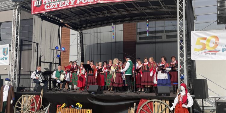 28.05.2023. Starachowice,.III Festiwal Folkloru i Tradycji „Cztery Pory Roku” / Fot. Anna Głąb - Radio Kielce