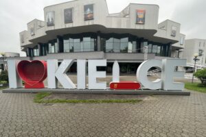 Napis „I love Kielce” już stoi