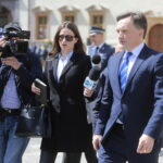 05.05.2023. Kielce. Uroczystość nadania sztandaru dla Aresztu Śledczego w Kielcach. Na zdjęciu (z prawej): Zbigniew Ziobro – minister sprawiedliwości / Fot. Wiktor Taszłow - Radio Kielce