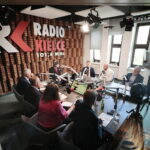 08.05.2023. Studio Polityczne Radia Kielce. / Fot. Wiktor Taszłow - Radio Kielce