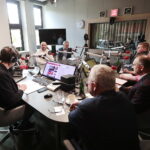 08.05.2023. Studio Polityczne Radia Kielce. / Fot. Wiktor Taszłow - Radio Kielce