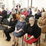 15.05.2023 Kielce. Archiwum Państwowe. Wiceminister spraw zagranicznych spotkał się z pracownikami z okazji 100 - lecia instytucji