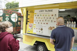 Mnóstwo przysmaków w food truckach - Radio Kielce