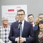 20.05.2023. Skalbmierz. Premier Mateusz Morawiecki z wizytą w domu seniora. Na zdjęciu Mateusz Morawiecki. / Fot. Jarosław Kubalski - Radio Kielce