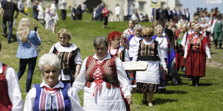 21.05.2023. Święty Krzyż. XVI Jarmark Świętokrzyski. / Fot. Jarosław Kubalski - Radio Kielce