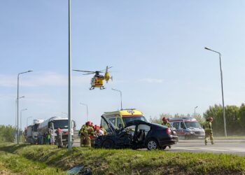 Wypadek szkolnego autobusu. Są ranni