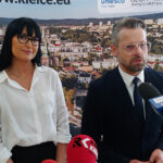 22.06.2023. Kielce. Na zdjęciu: Marzenę Bzymek - skarbnik miasta Kielce oraz Marcin Januchta – rzecznik prezydenta Kielc Bogdana Wenty / Fot. Marcin Marszałek – Radio Kielce