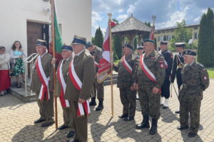 11.06.2023. Nowa Słupia. Uroczystość odsłonięcia monumentu poświęconego Bohaterom Ziemi Świętego Krzyża. / Fot. Iwona Murawska-Bujnowicz - Radio Kielce