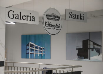 Ceramiczna rzeźba zadebiutuje w przestrzeniach galerii „Okrąglak”