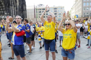 18.06.2023. Niemcy. Kolonia. Przemarsz kibiców Barlinka Industrii Kielce / Fot. Wiktor Taszłow - Radio Kielce