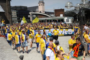 18.06.2023. Niemcy. Kolonia. Przemarsz kibiców Barlinka Industrii Kielce / Fot. Wiktor Taszłow - Radio Kielce