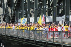 18.06.2023. Niemcy. Kolonia. Przemarsz kibiców Barlinka Industrii Kielce / Fot. Wiktor Taszłow - Radio Kielce