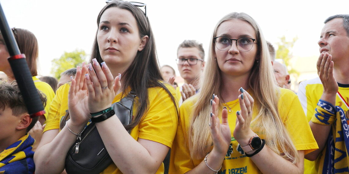 20.06.2023. Kielce. Spotkanie piłkarzy i działaczy Barlinek Industria Kielce z kibicami / Fot. Wiktor Taszłow - Radio Kielce