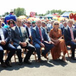 05.06.2023. Masłów. Spotkanie z osobami niepełnosprawnymi. Polowa msza święta pod przewodnictwem biskupa Mariana Florczyka / Fot. Wiktor Taszłow - Radio Kielce