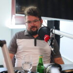 05.06.2023. Kielce. Studio Polityczne Radia Kielce. Na zdjęciu: Filip Strząbała - Nowa Lewica / Fot. Wiktor Taszłow - Radio Kielce