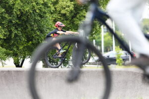 08.06.2023. Kielce, Park Baranowski. Pumptrack. / Fot. Wiktor Taszłow - Radio Kielce