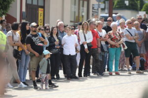 11.06.2023. Chęciny. Przysięga żołnierzy 10. Świętokrzyskiej Brygady Obrony Terytorialnej / Fot. Wiktor Taszłow - Radio Kielce