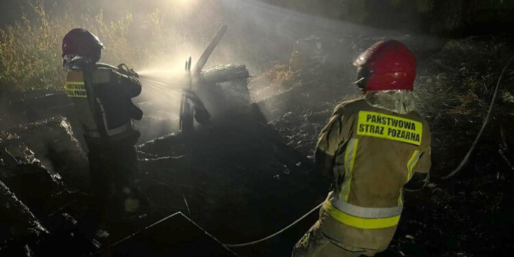 Nocny pożar stodoły. W akcji 39 strażaków