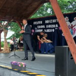 10.06.2023. Micigózd. Festyn „Zdrowa Rodzina – zdrowe dziecko”. Na zdjęciu: Zbigniew Piątek - burmistrz Piekoszowa. / Fot. Ewelina Walczak - Radio Kielce