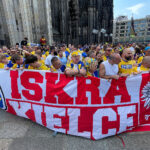 Kolonia ma żółto-biało-niebieskie barwy! - Radio Kielce 18.06.2023. Niemcy. Kolonia. Przemarsz kibiców Barlinka Industrii Kielce / Fot. Wiktor Taszłow - Radio Kielce