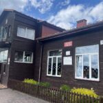 09.06.2023. Jastrzębska Wola. Budynek szkoły / Fot. Grażyna Szlęzak - Radio Kielce