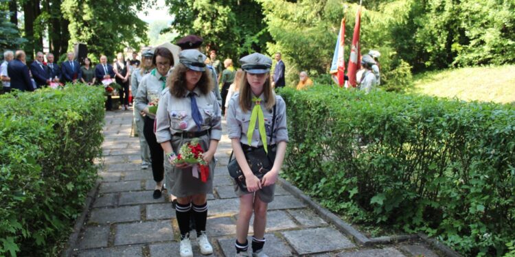 W Pińczowie obchodzono 80. rocznicę śmierci zamordowanych harcerzy