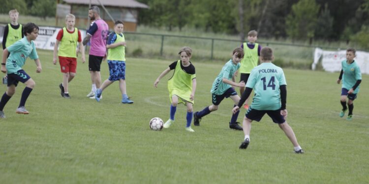 02.06.2023. Kielce. Piknik sportowy na stadionie Polonii Białogon. / Fot. Jarosław Kubalski - Radio Kielce