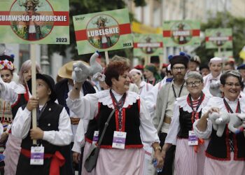 Korowód zainaugurował festiwal „Jawor u źródeł kultury”