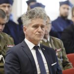 15.06.2023. Kielce. Święto Uniwersytetu Jana Kochanowskiego. Uroczyste posiedzenie Senatu. Wręczenie promocji doktorskich i odznaczeń państwowych. Na zdjęciu: senator Krzysztof Słoń / Fot. Jarosław Kubalski - Radio Kielce